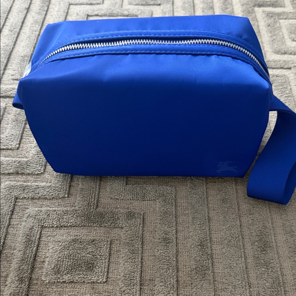 BNNW Burberry Blue Men's Travel Case